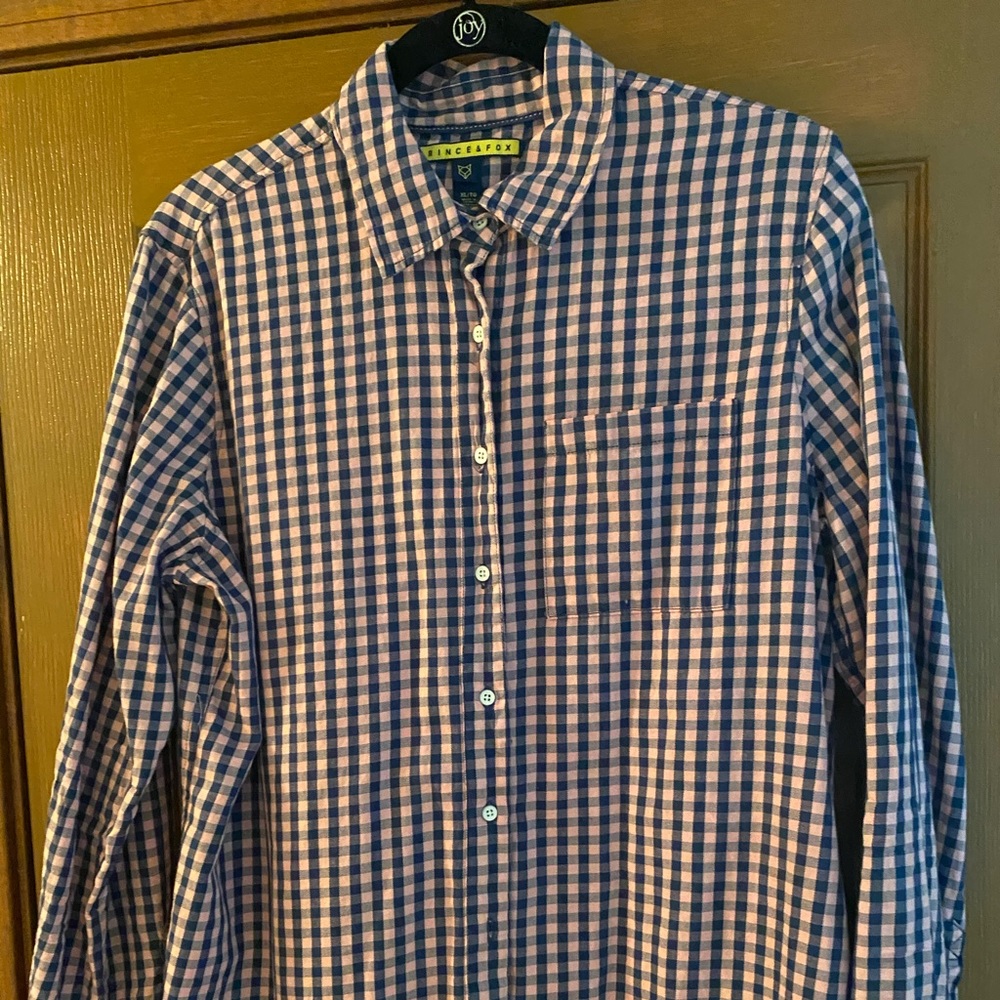 Button up long sleeve shirt